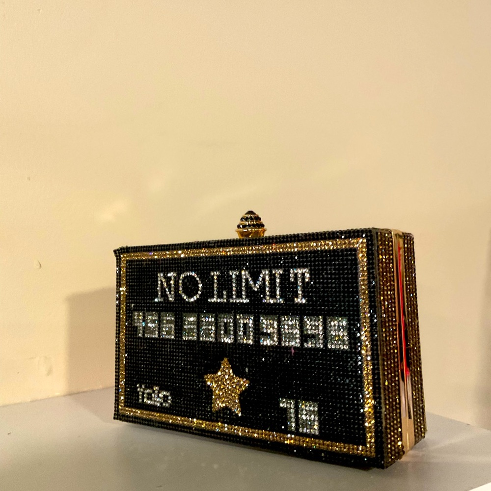 Rhinestone no limit and money bag
